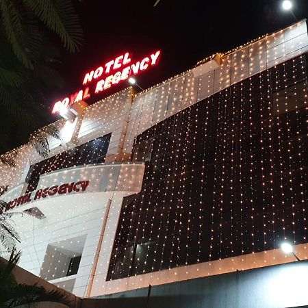 Hotel Royal Regency Bori  Esterno foto