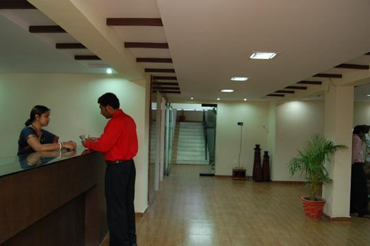 Hotel Royal Regency Bori  Esterno foto