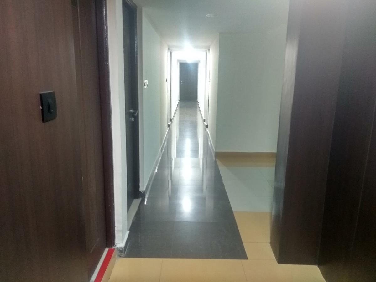Hotel Royal Regency Bori  Esterno foto